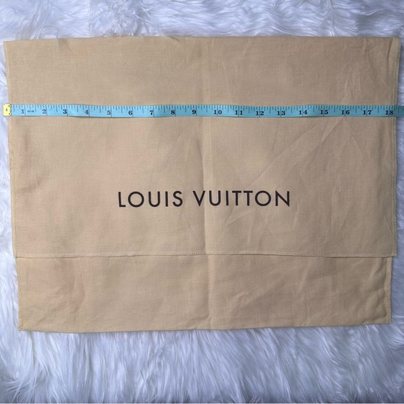 LV Fold-over Dust Bag #021 - 18” x 13.5” - Picture 2 of 5